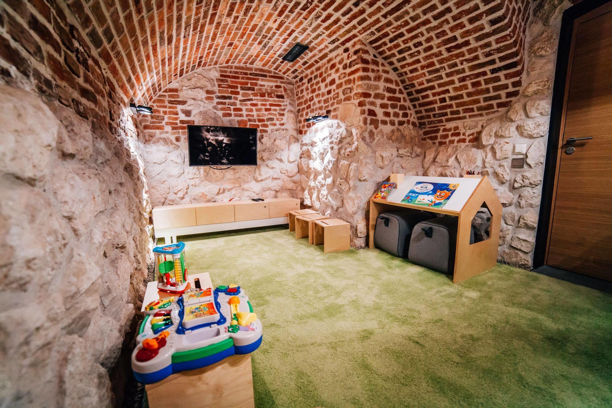 Modern Apartment By Wawel Castle Красков Екстериор снимка